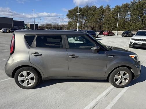 2018 Kia Soul Base