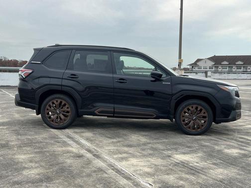 2025 Subaru Forester Hybrid Sport