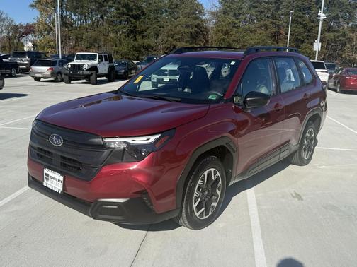 2025 Subaru Forester Base