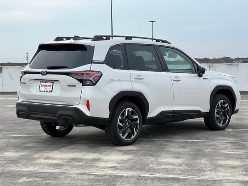 2025 Subaru Forester Hybrid Premium