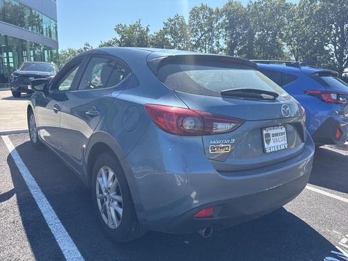 2016 Mazda Mazda3 i Touring