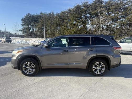 2014 Toyota Highlander LE Plus