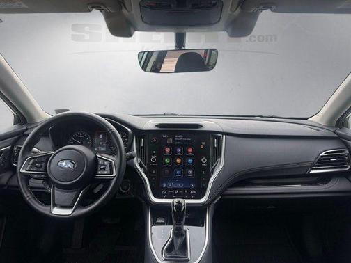 Ice Silver Metallic 2022 Subaru Outback Limited