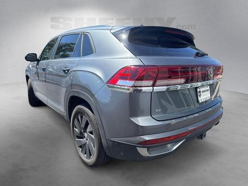 2024 Volkswagen Atlas Cross Sport 2.0T SE w/Technology 4MOTION