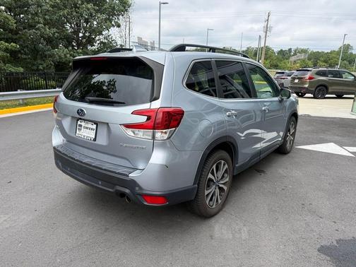 Ice Silver Metallic 2019 Subaru Forester Limited