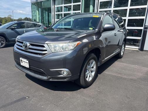 2013 Toyota Highlander SE
