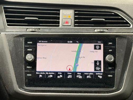 Deep Black Pearl 2019 Volkswagen Tiguan 2.0T SEL