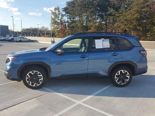 2025 Subaru Forester Premium