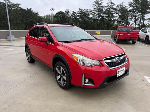 Pure Red 2017 Subaru Crosstrek 2.0i Premium
