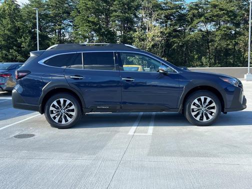2025 Subaru Outback Touring
