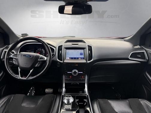 2020 Ford Edge ST