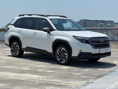 2025 Subaru Forester Hybrid Premium