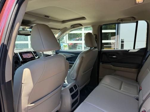 Maroon 2019 Honda Ridgeline RTL