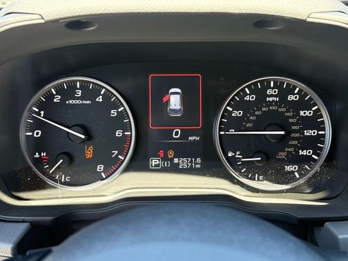 Crystal White Pearl 2025 Subaru Crosstrek Premium