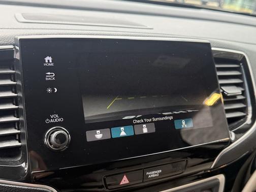 2019 Honda Pilot Touring 8-Passenger