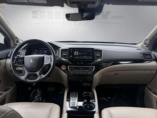 2019 Honda Pilot Touring 8-Passenger