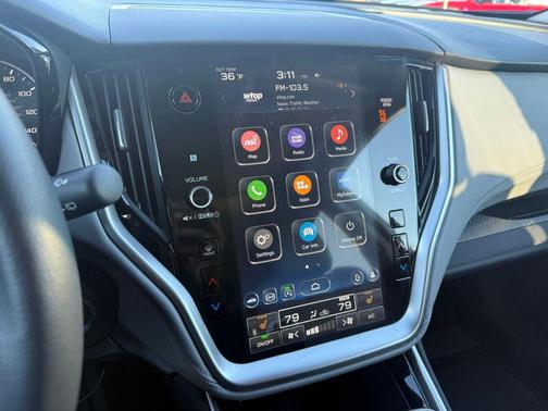 Crystal White 2025 Subaru Outback Premium