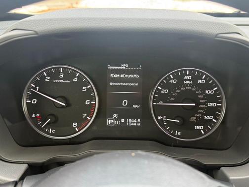 Crystal White 2025 Subaru Crosstrek Premium