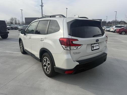 2020 Subaru Forester Premium