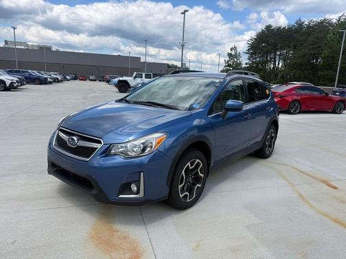 Quartz Blue 2016 Subaru Crosstrek 2.0i Premium