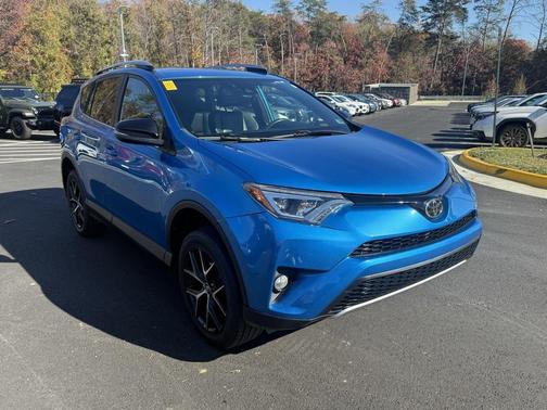 2018 Toyota RAV4 SE