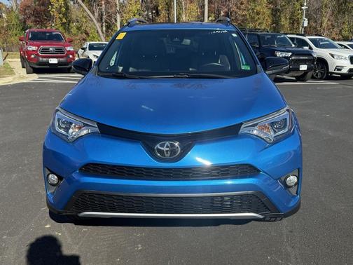 2018 Toyota RAV4 SE
