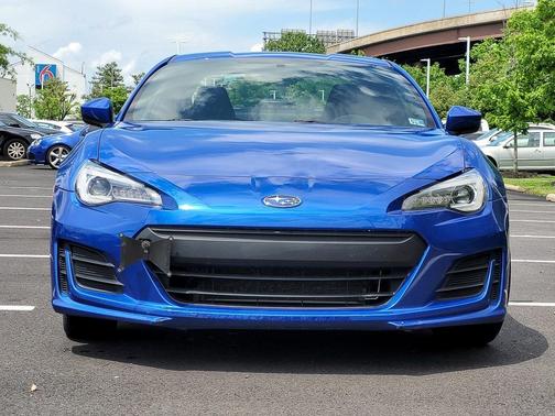 Photo 3 of 29 of 2018 Subaru BRZ Premium