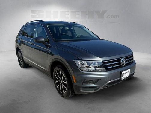 Platinum Gray Metallic 2021 Volkswagen Tiguan 2.0T SE 4MOTION