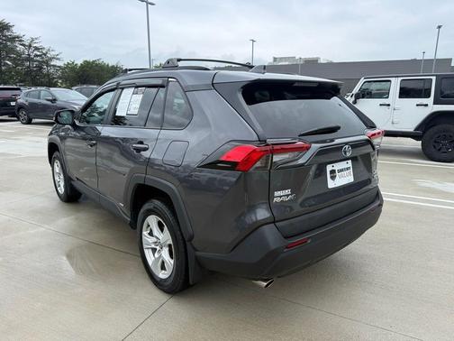 Magnetic Gray Metallic 2021 Toyota RAV4 Hybrid XLE