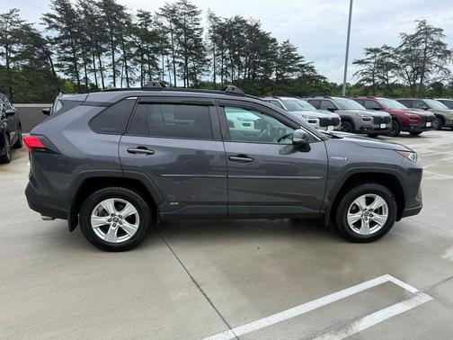 Magnetic Gray Metallic 2021 Toyota RAV4 Hybrid XLE