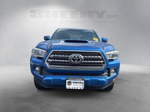 2017 Toyota Tacoma TRD Sport