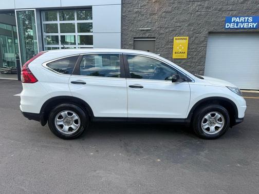 White Diamond Pearl 2015 Honda CR-V LX