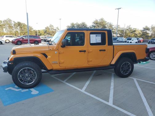 Nacho Clearcoat 2021 Jeep Gladiator Overland