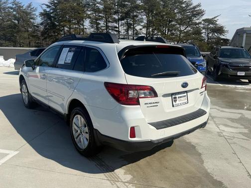 2017 Subaru Outback 2.5i Premium