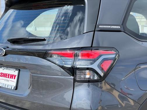 2025 Subaru Forester Base