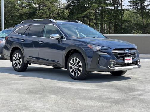 2025 Subaru Outback Touring XT