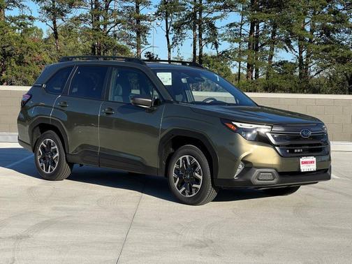 2025 Subaru Forester Premium
