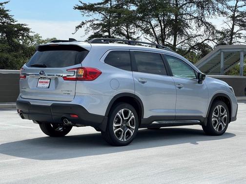2025 Subaru Ascent Limited 7-Passenger