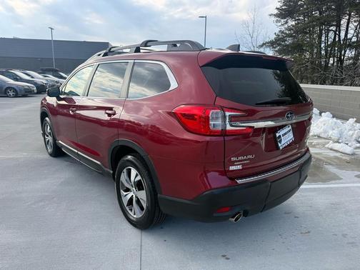 2023 Subaru Ascent Premium 7-Passenger