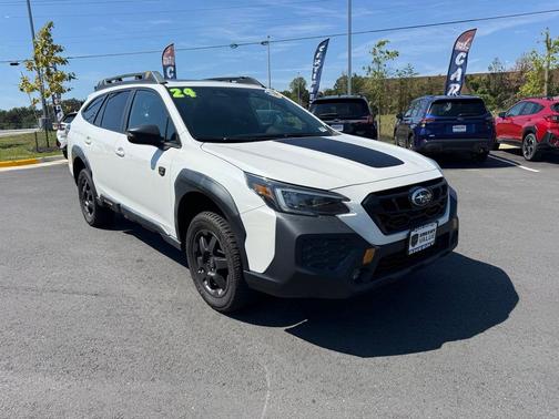 Crystal White Pearl 2024 Subaru Outback Wilderness