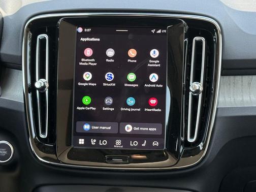 Blue 2026 Volvo XC40 Core, B5 AWD Gas (mild hybrid), Dark