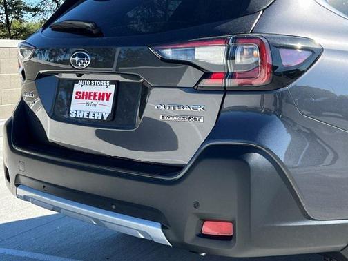 2025 Subaru Outback Touring XT