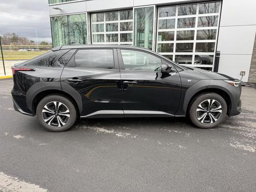 2023 Subaru Solterra Premium