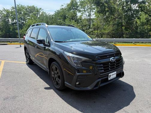 Crystal Black Silica 2023 Subaru Ascent Onyx Edition Limited 7-Passenger
