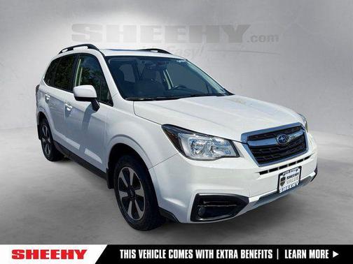 Crystal White Pearl 2018 Subaru Forester 2.5i Premium