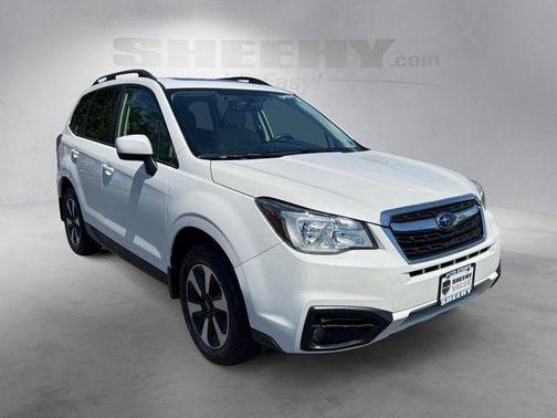 Crystal White Pearl 2018 Subaru Forester 2.5i Premium