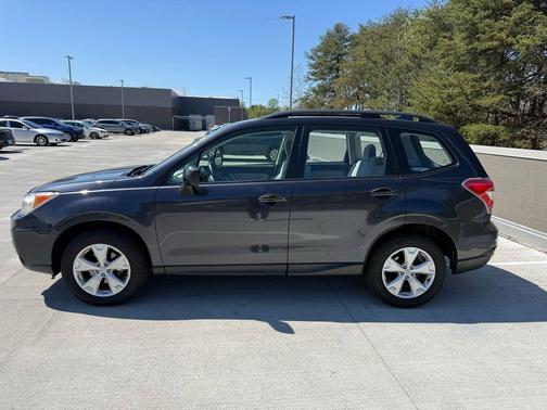 Dark Gray Metallic 2016 Subaru Forester 2.5i