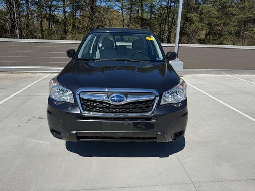 Dark Gray Metallic 2016 Subaru Forester 2.5i