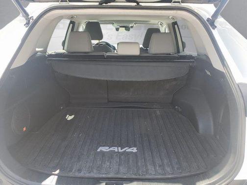 Blizzard Pearl 2020 Toyota RAV4 Hybrid Limited