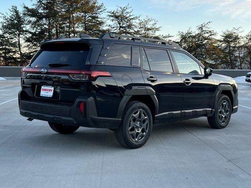 Black / Silver 2026 Subaru Outback Premium